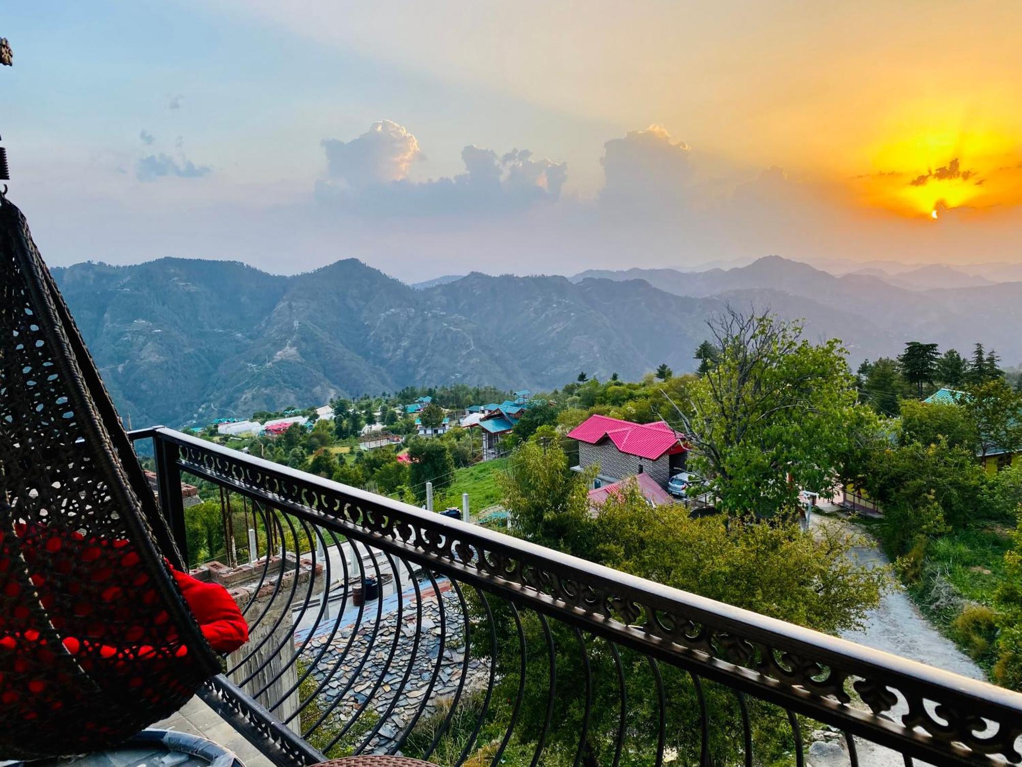 Mountain View Mashobra By Naina Staycation Shimla Eksteriør bilde